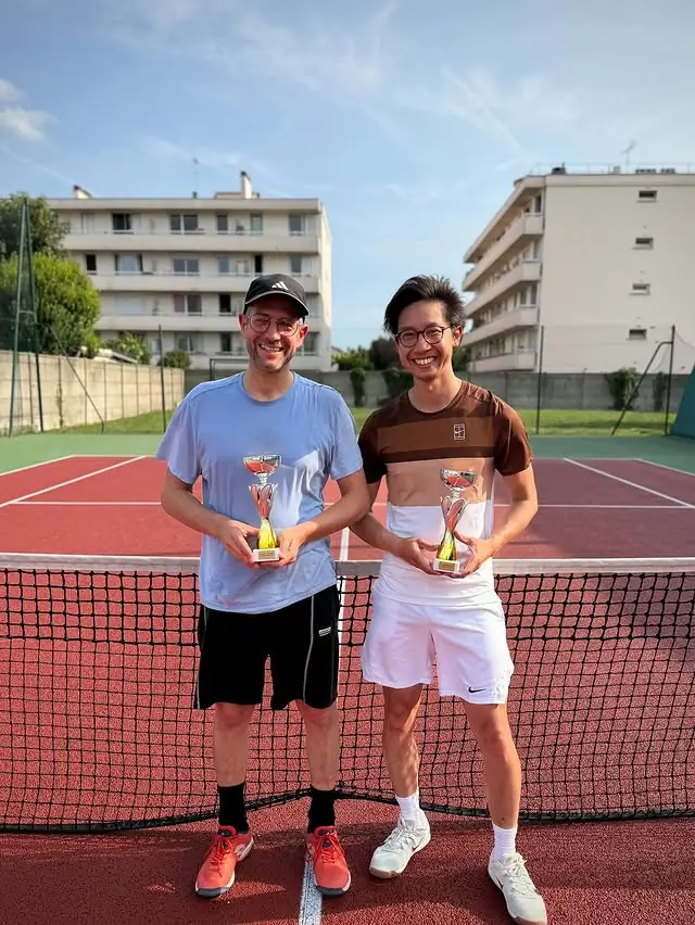 Joueuse du Tennis Club Sevranais pendant une séance